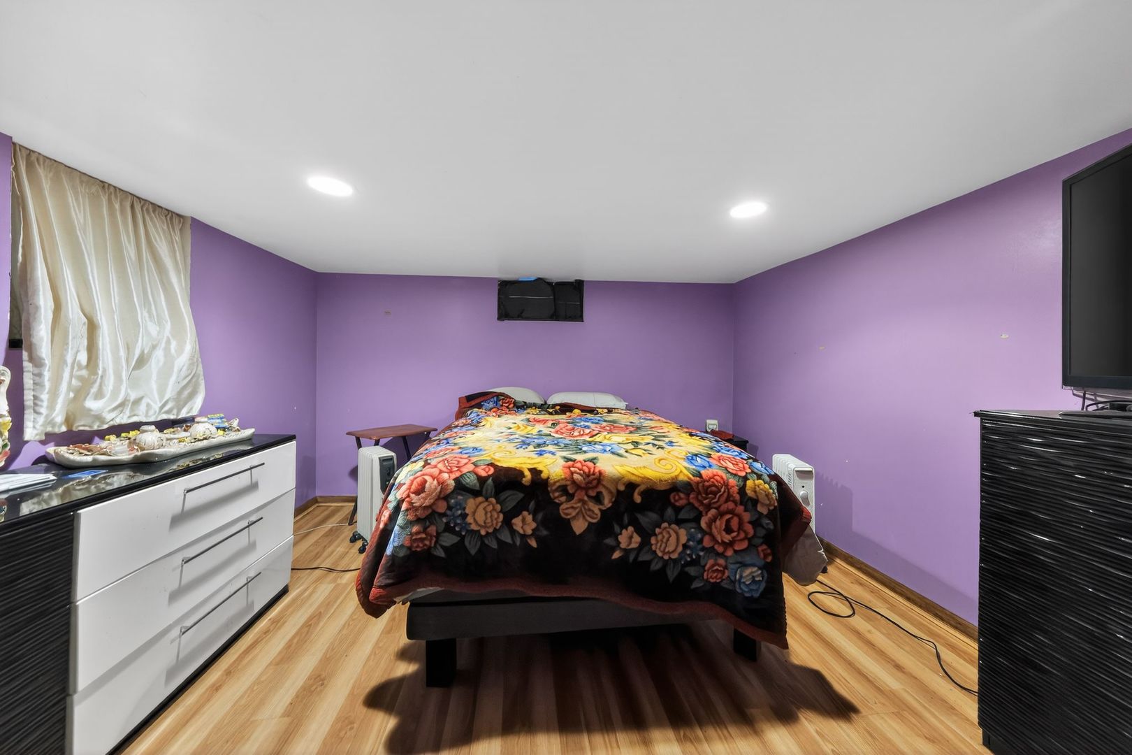 3249 Gilead Avenue, Zion, IL 60099