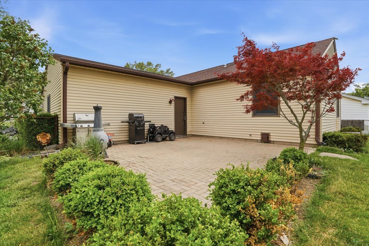 415 Garfield Road, Ingleside, IL 60041