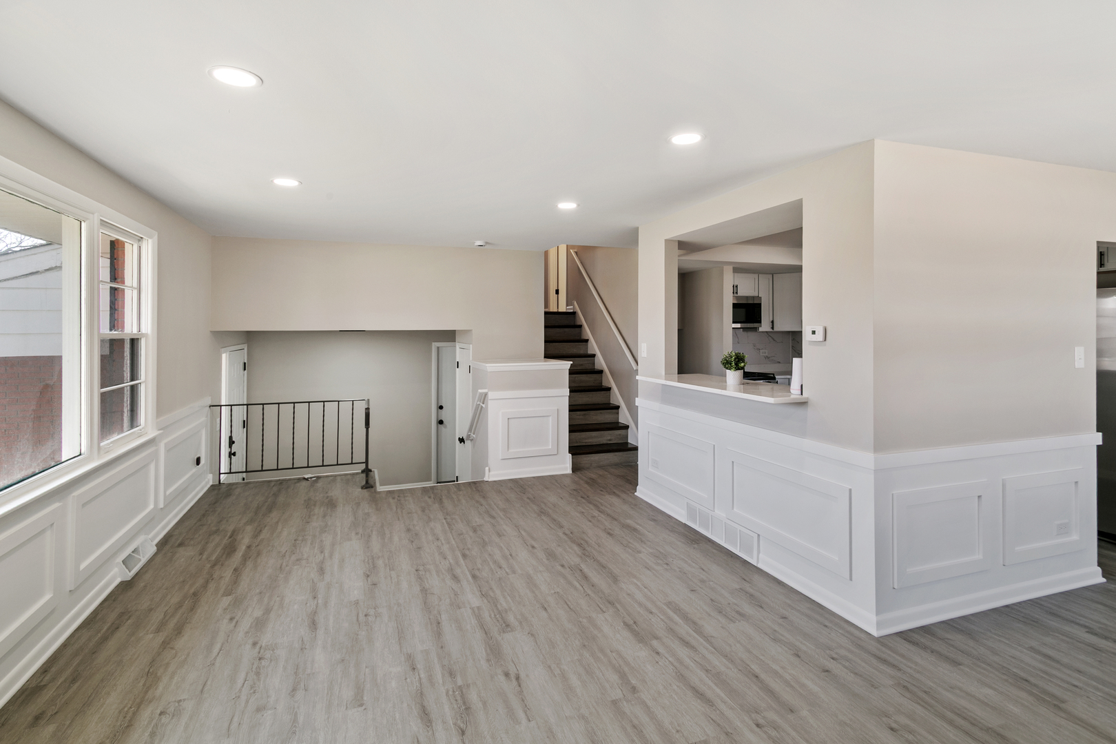 9204 Kedvale Avenue, Oak Lawn, IL 60453