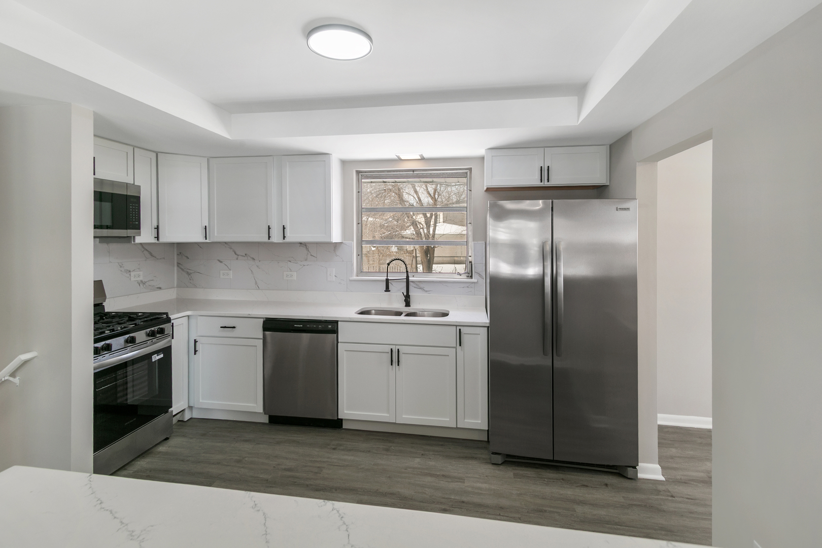 9204 Kedvale Avenue, Oak Lawn, IL 60453