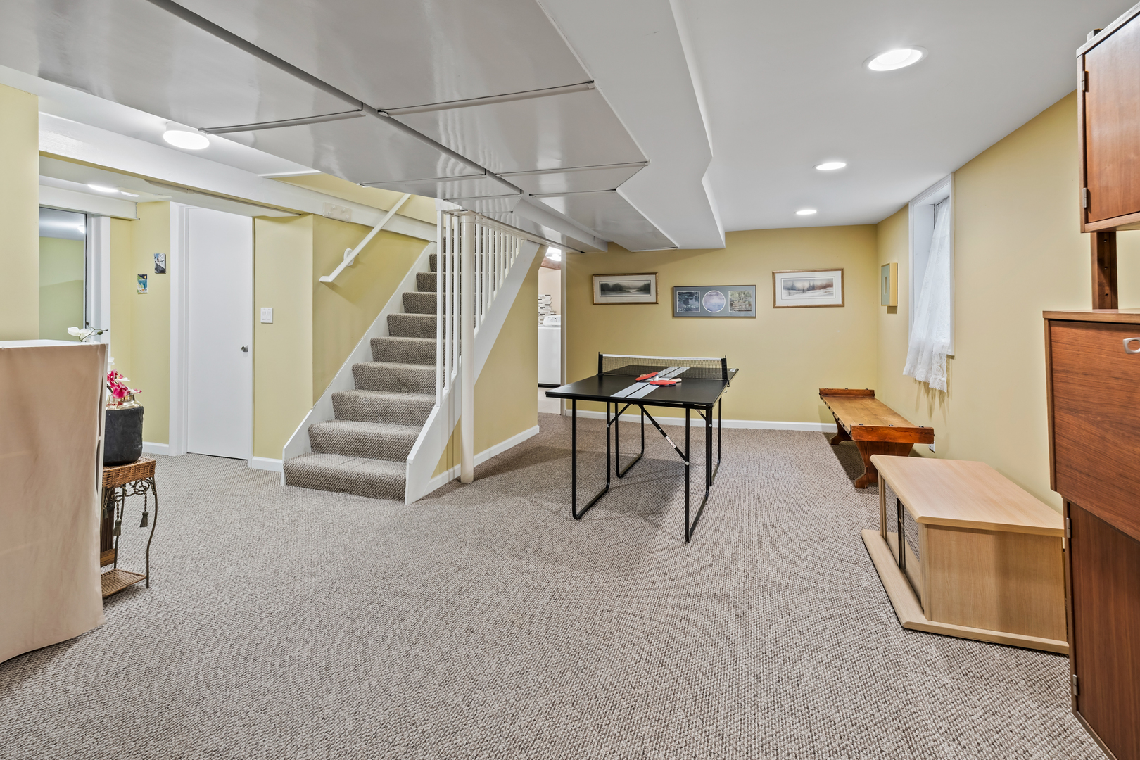 7934 Lotus Avenue, Morton Grove, IL 60053