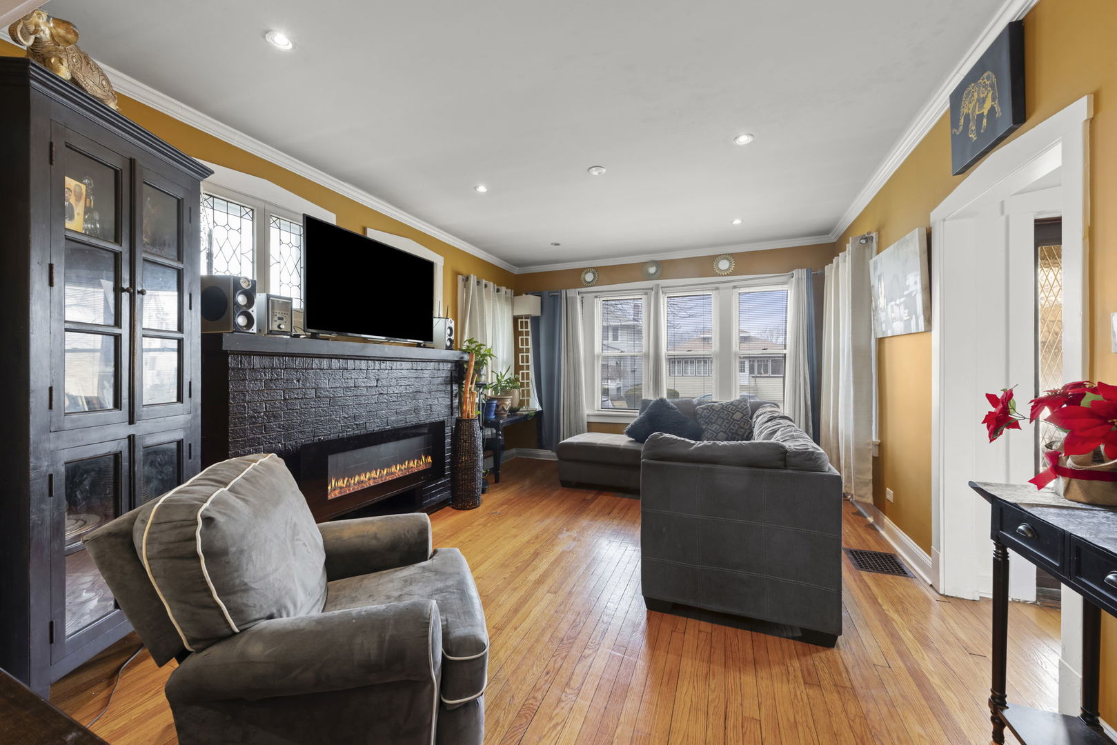 630 Thomas Avenue, Forest Park, IL 60130