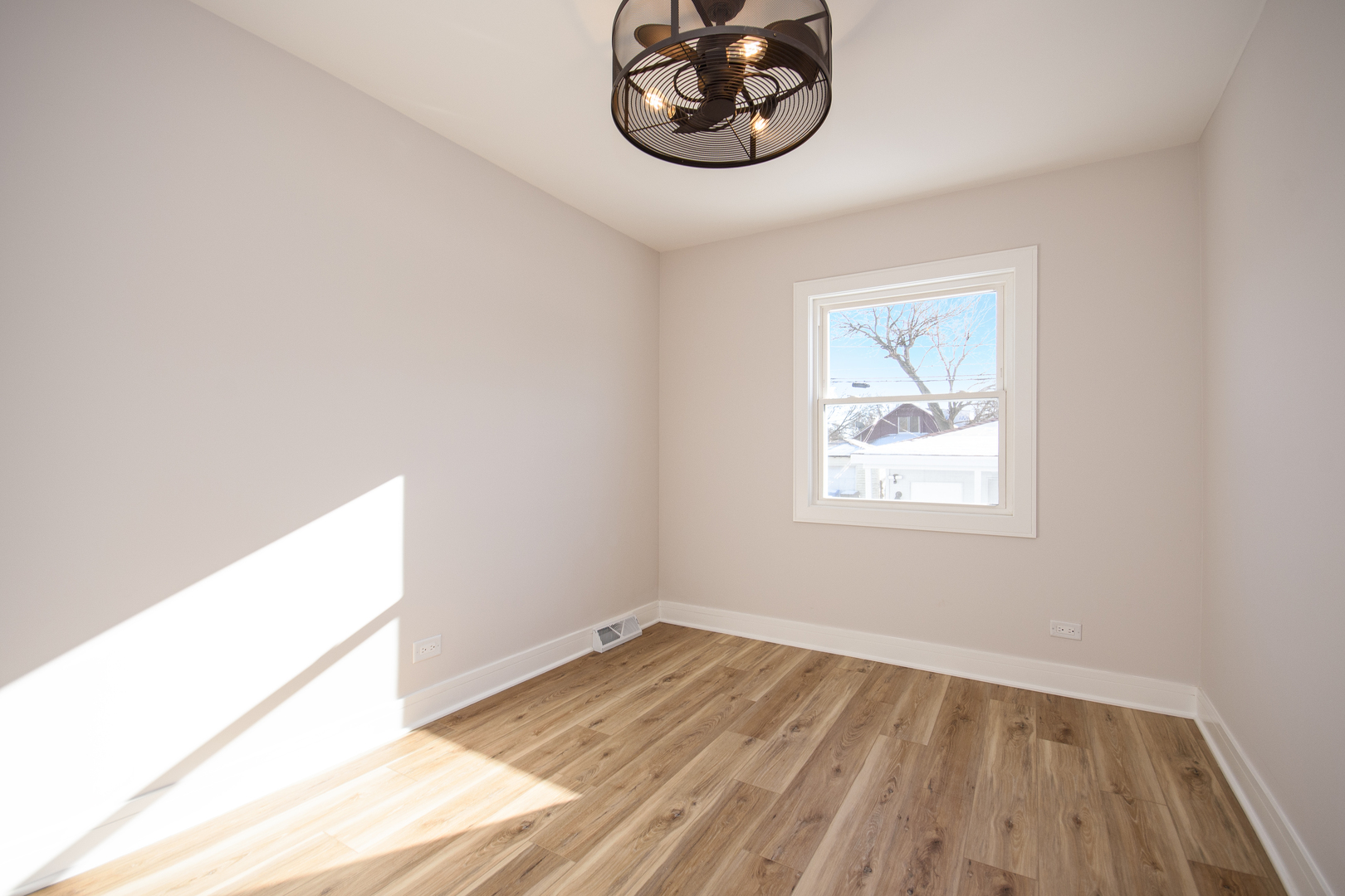 1005 W 103rd Street, Chicago, IL 60643