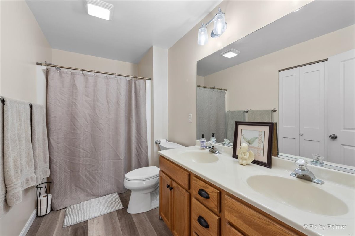 163 McLaren Drive #163, Sycamore, IL 60178