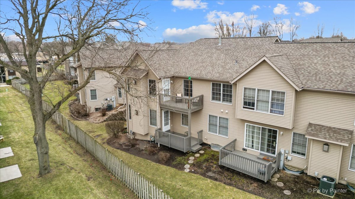 163 McLaren Drive #163, Sycamore, IL 60178