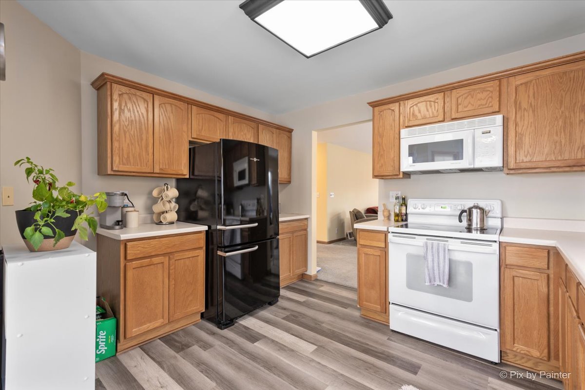 163 McLaren Drive #163, Sycamore, IL 60178