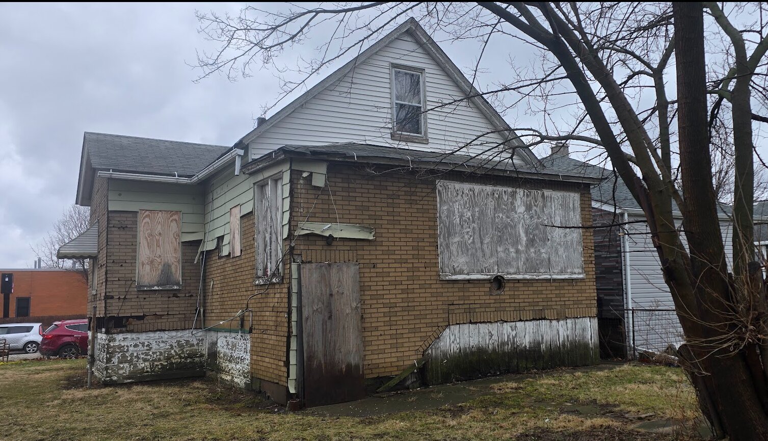 235 W 104th Street, Chicago, IL 60628