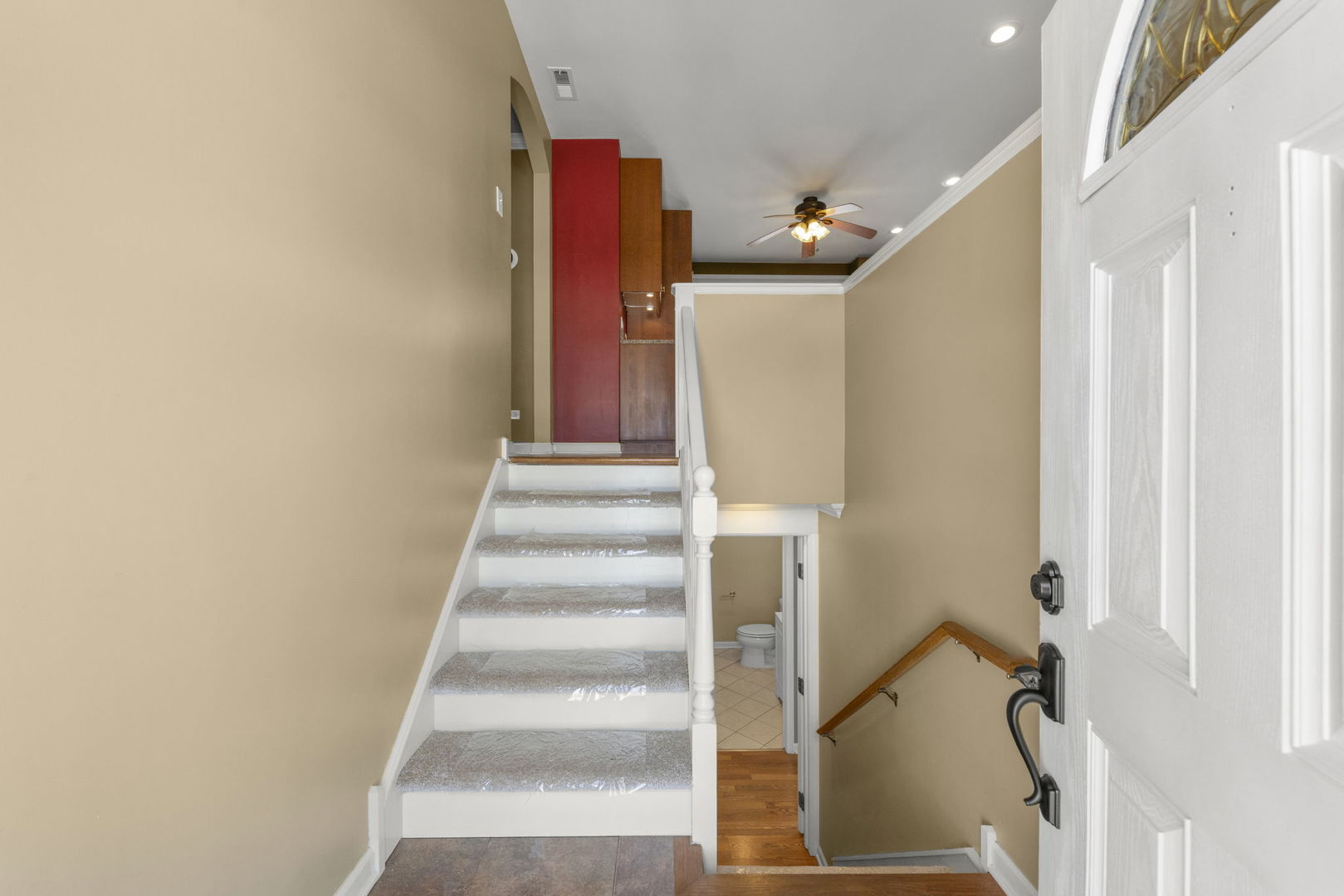 13 S Victoria Lane, Streamwood, IL 60107