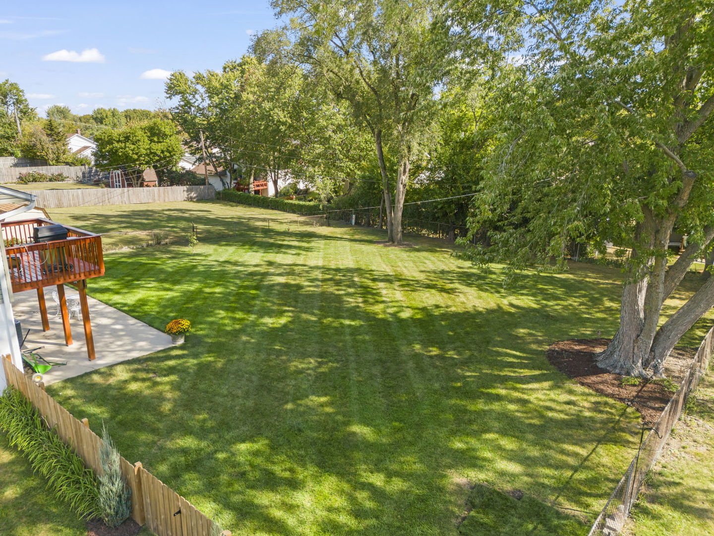 13 S Victoria Lane, Streamwood, IL 60107