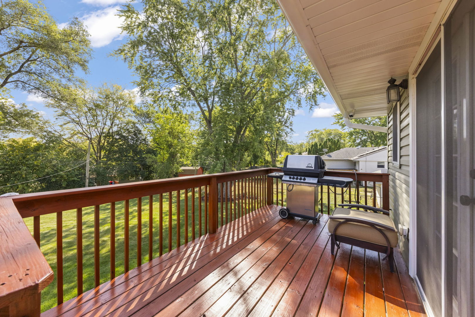 13 S Victoria Lane, Streamwood, IL 60107