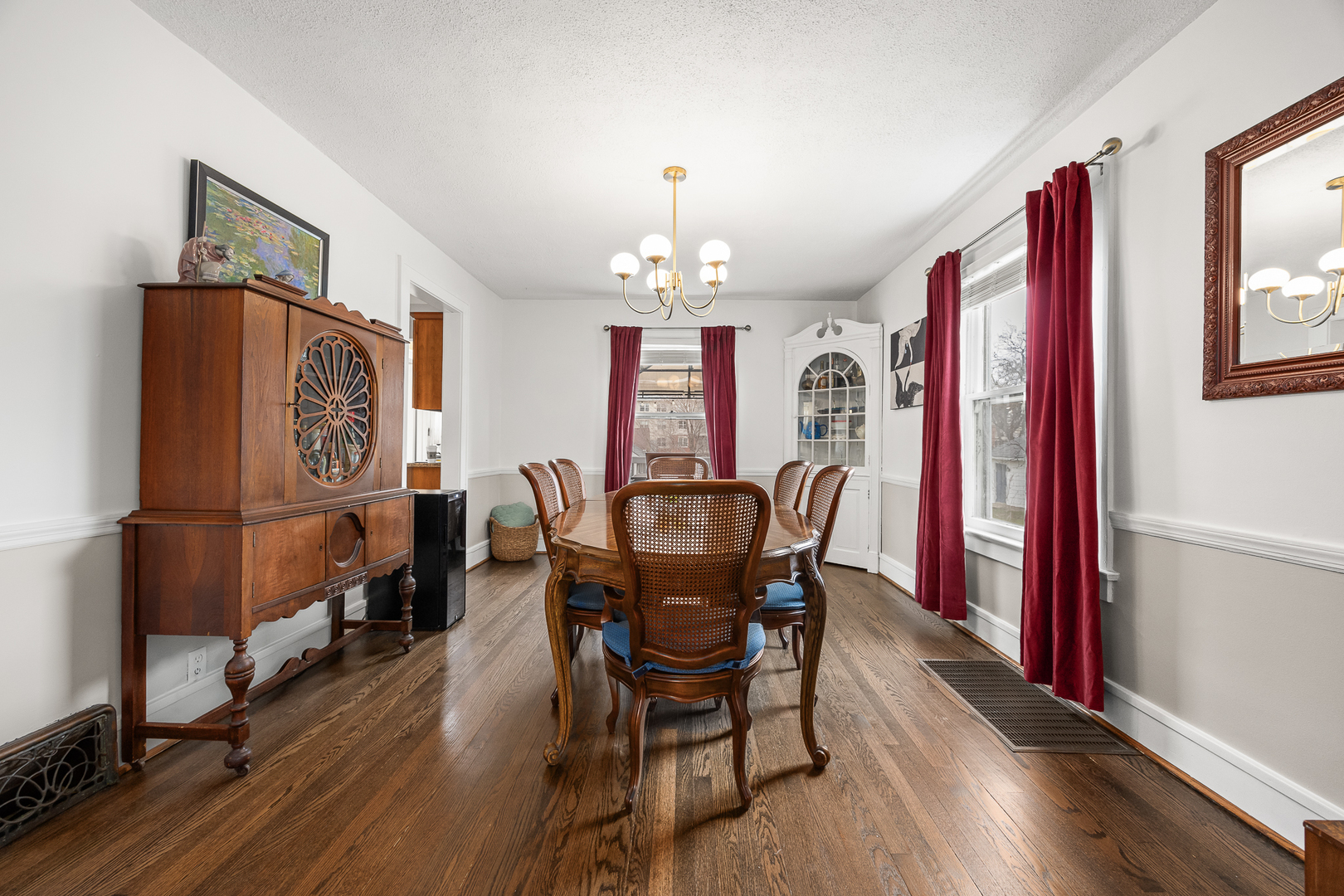 428 Hillside Avenue, Glen Ellyn, IL 60137