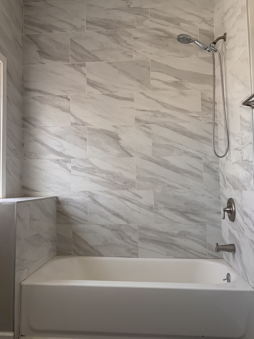 620 Oneida Street, Joliet, IL 60435