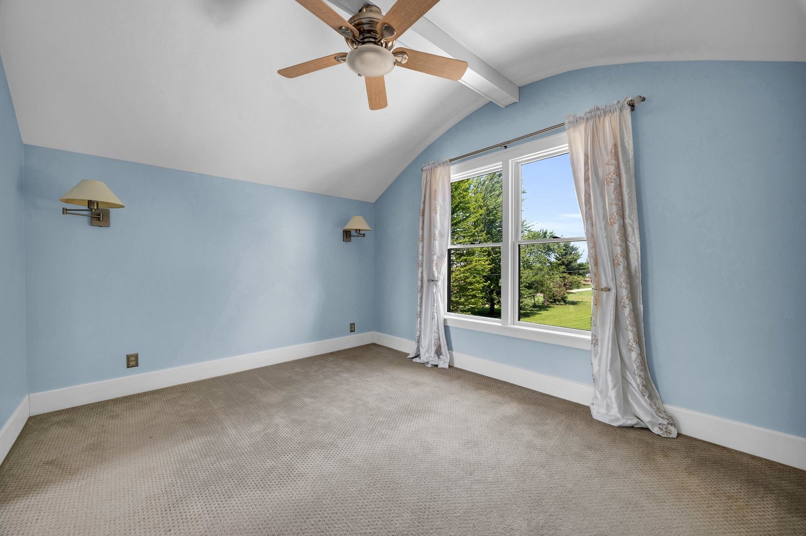 5664 Graff Road, Minier, IL 61759