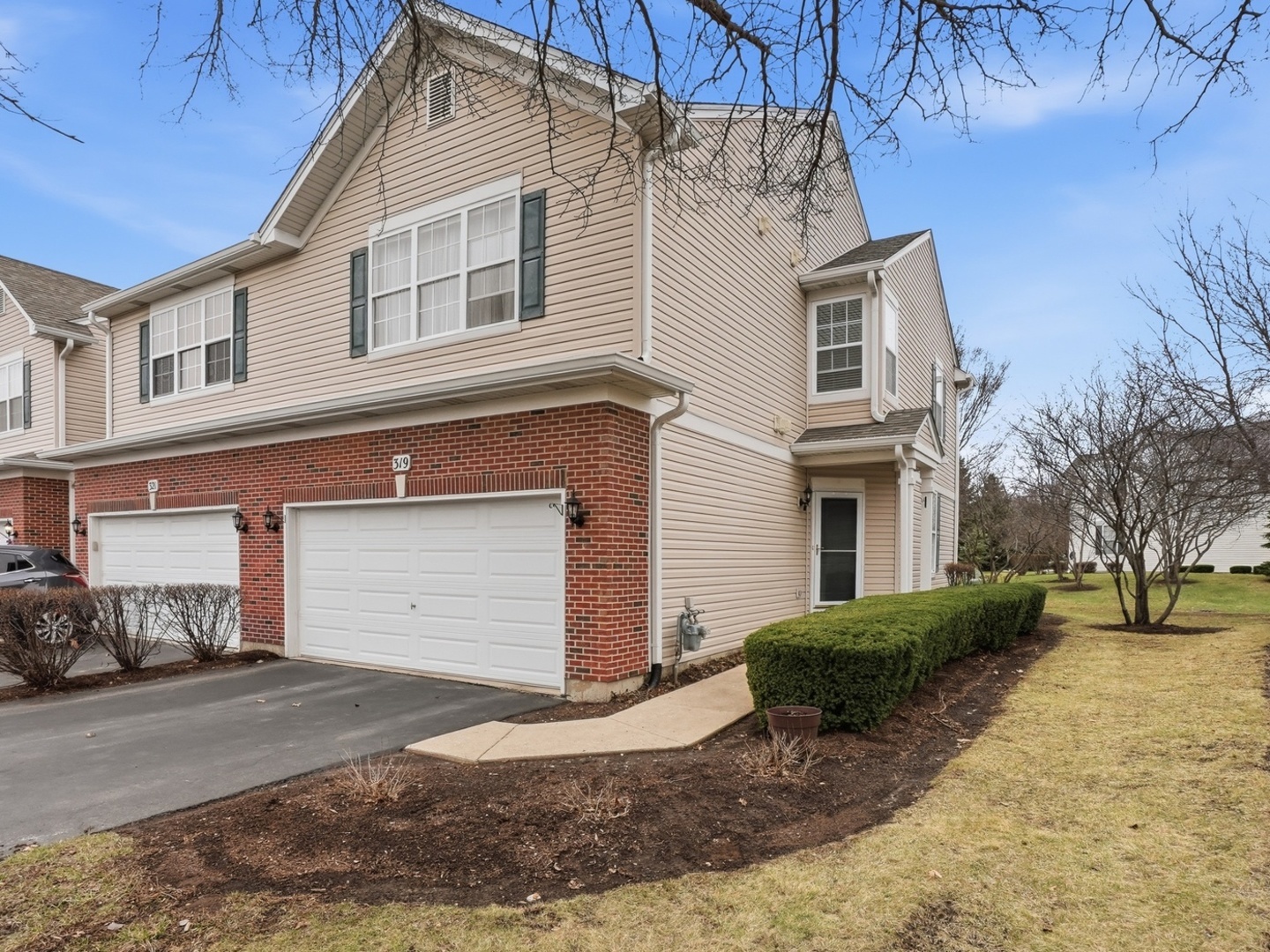 319 Grape Vine Trail, Oswego, IL 60543