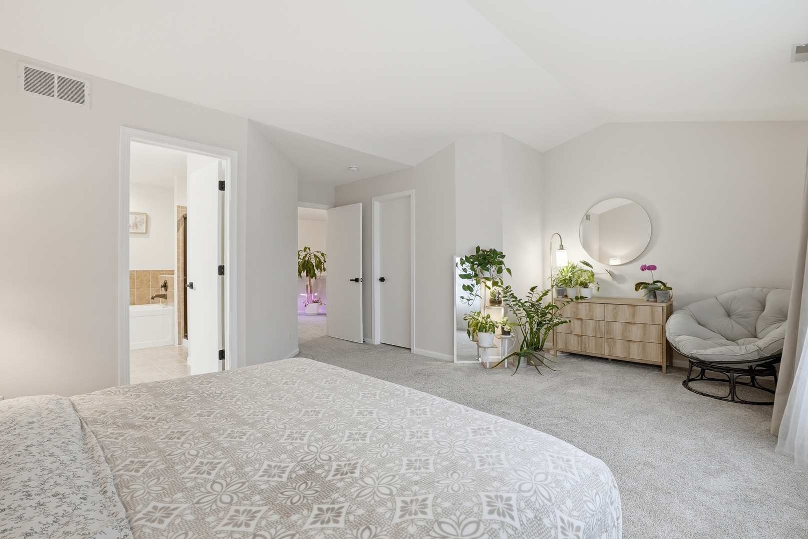 319 Grape Vine Trail, Oswego, IL 60543