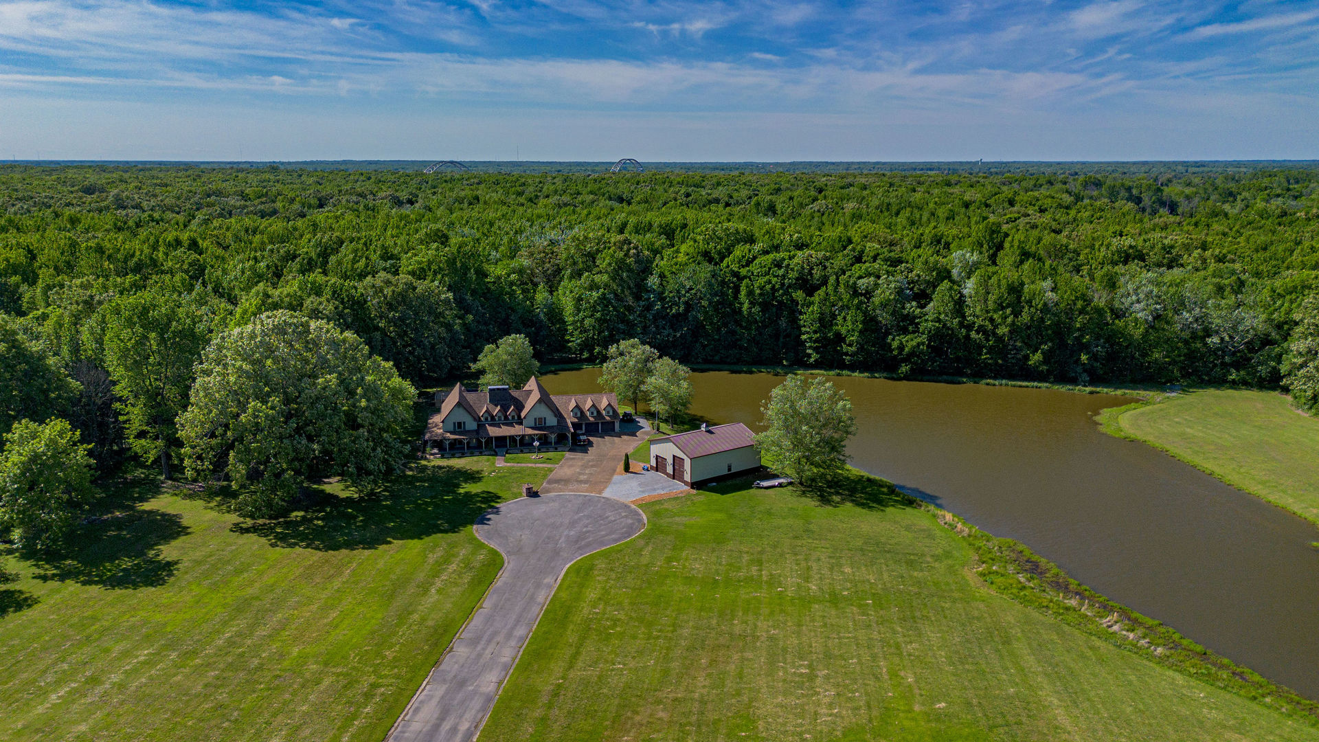 5 Woodhaven Estates, Metropolis, IL 62960