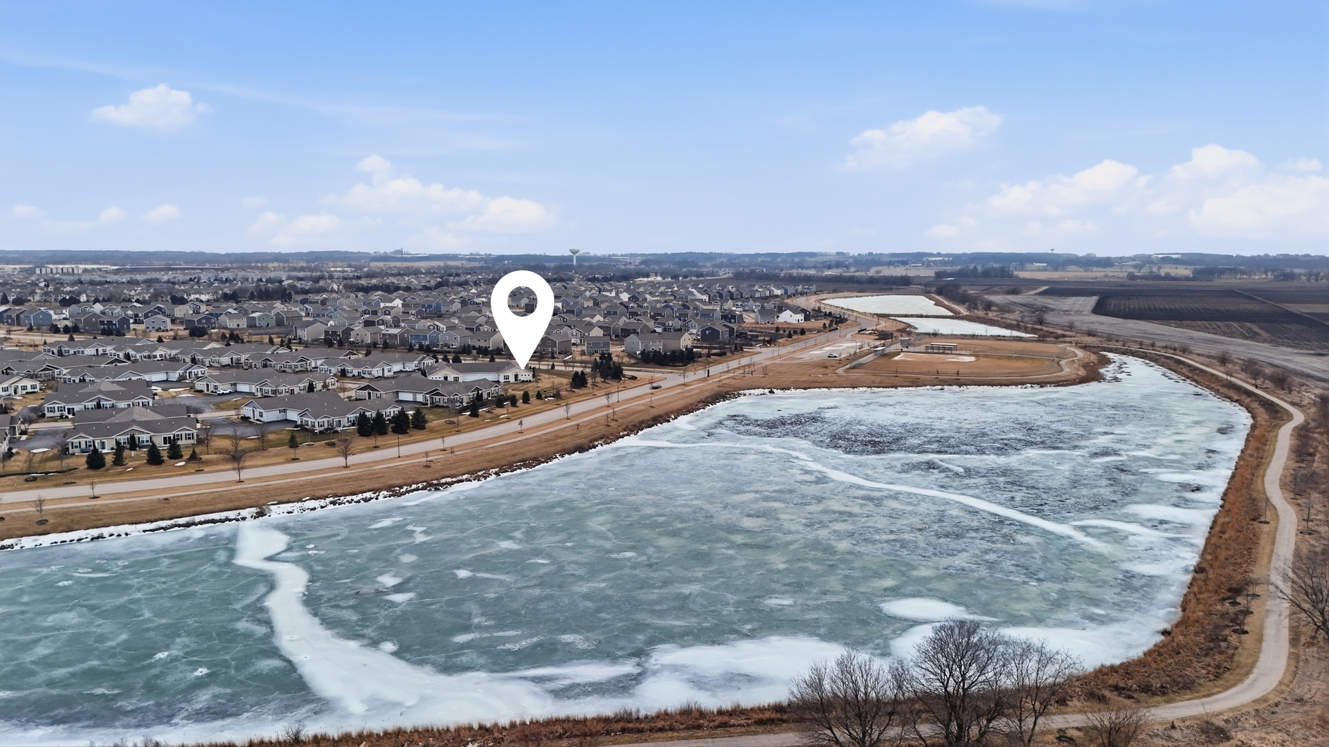 1882 Southern Circle #1882, Pingree Grove, IL 60140