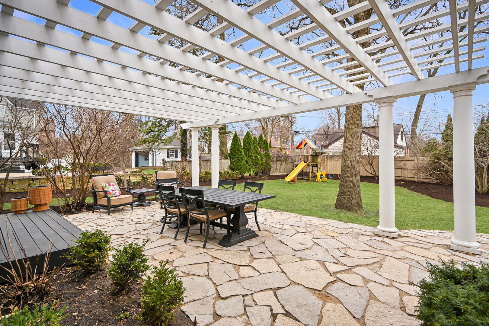 266 Exmoor Avenue, Glen Ellyn, IL 60137