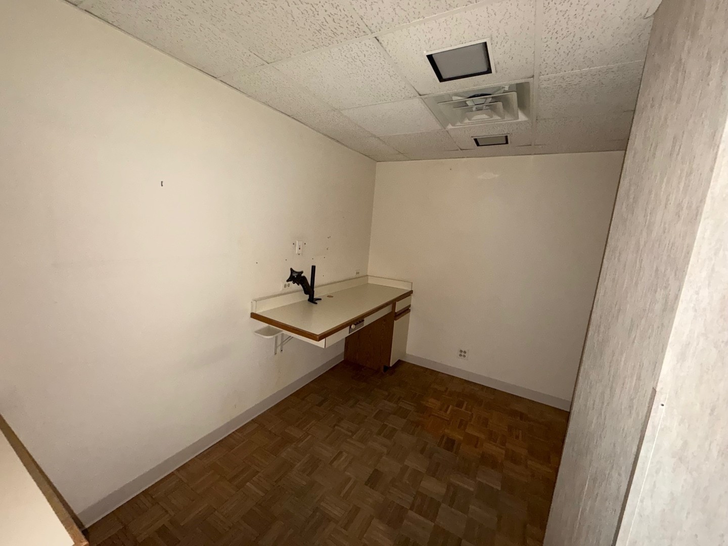 111 N Wabash Avenue #1610, Chicago, IL 60602