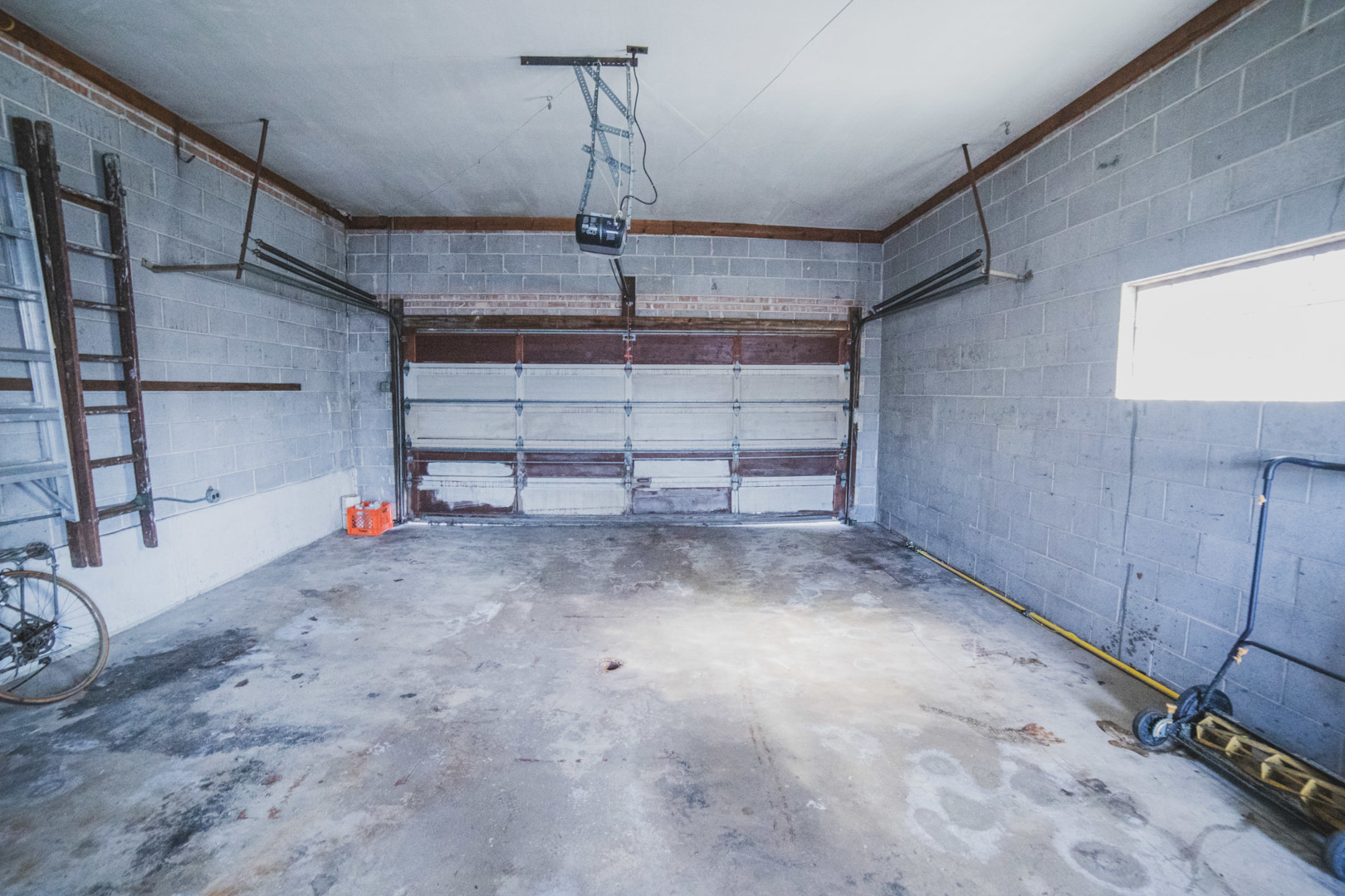 6201 W 90th Place, Oak Lawn, IL 60453