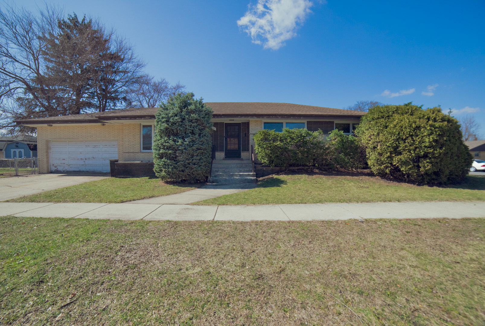 6201 W 90th Place, Oak Lawn, IL 60453