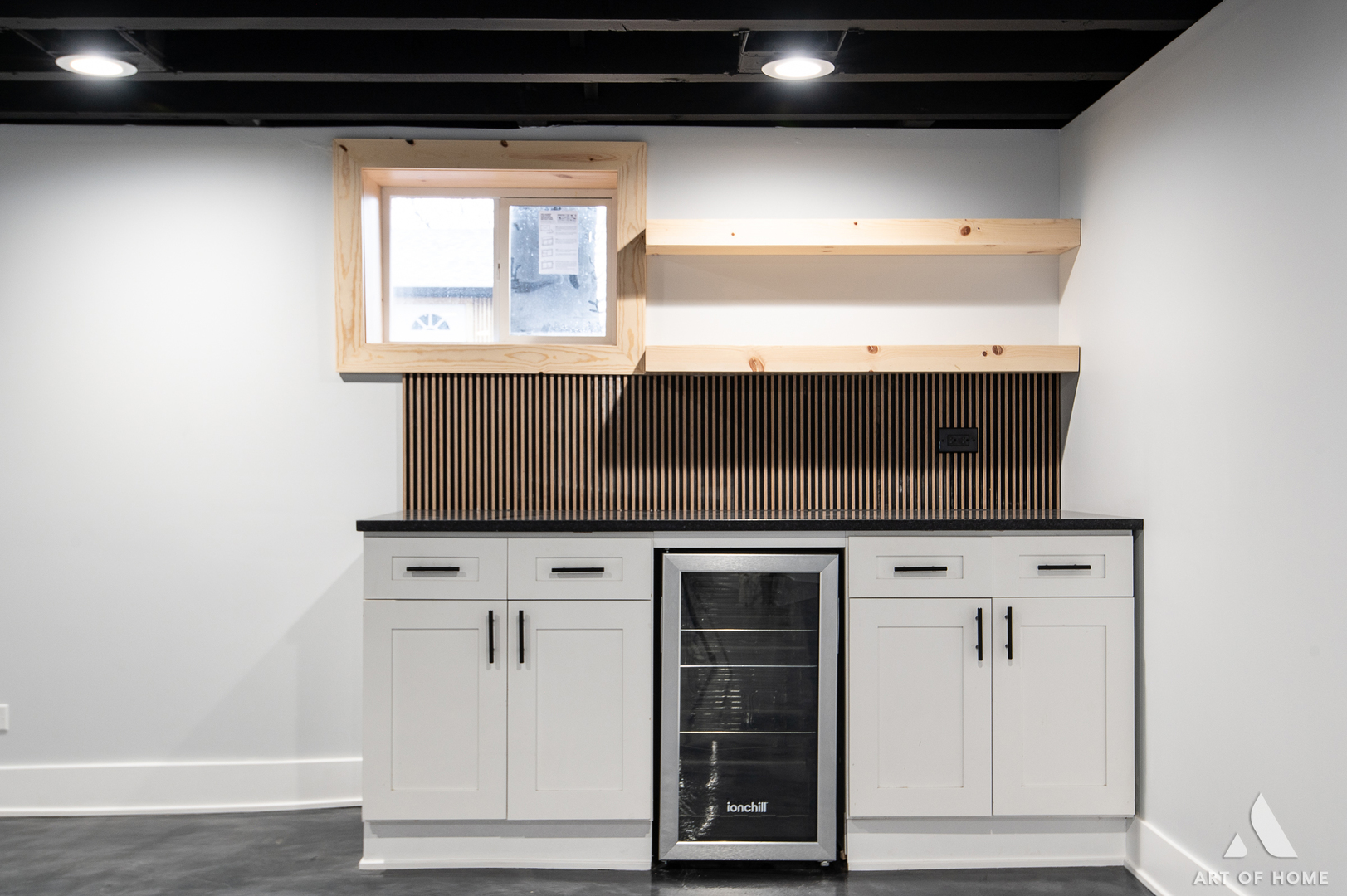 8459 S 85th Court, Hickory Hills, IL 60457