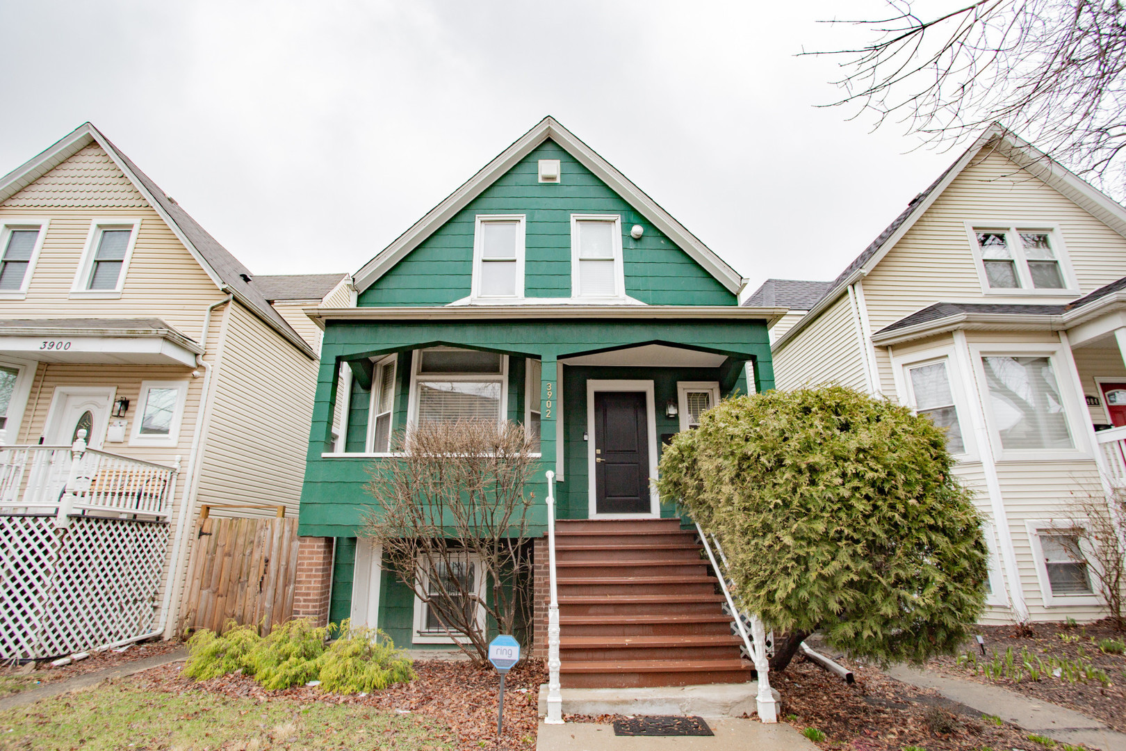 3902 N Saint Louis Avenue, Chicago, IL 60618