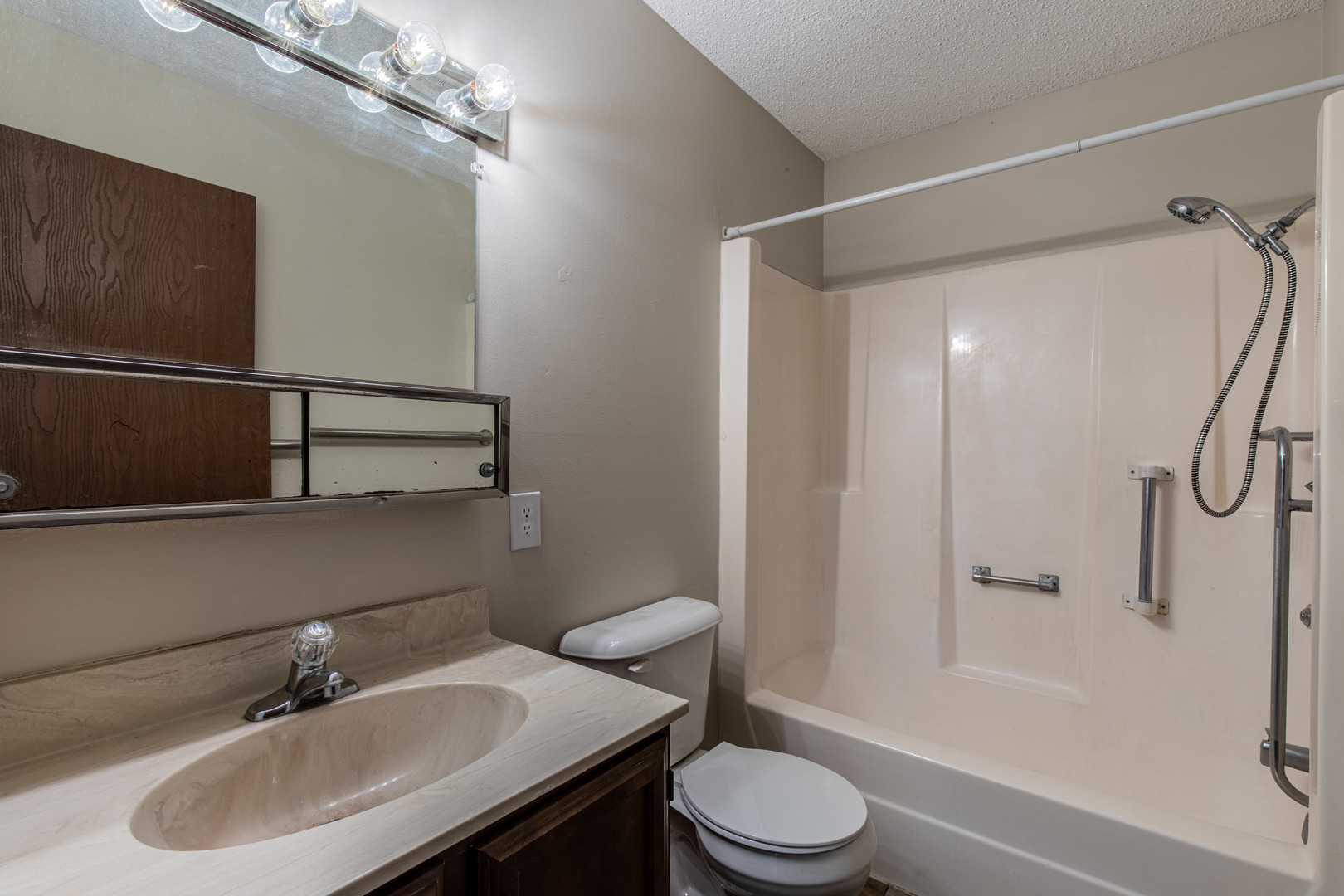 824 W Marquette Street, Princeton, IL 61356