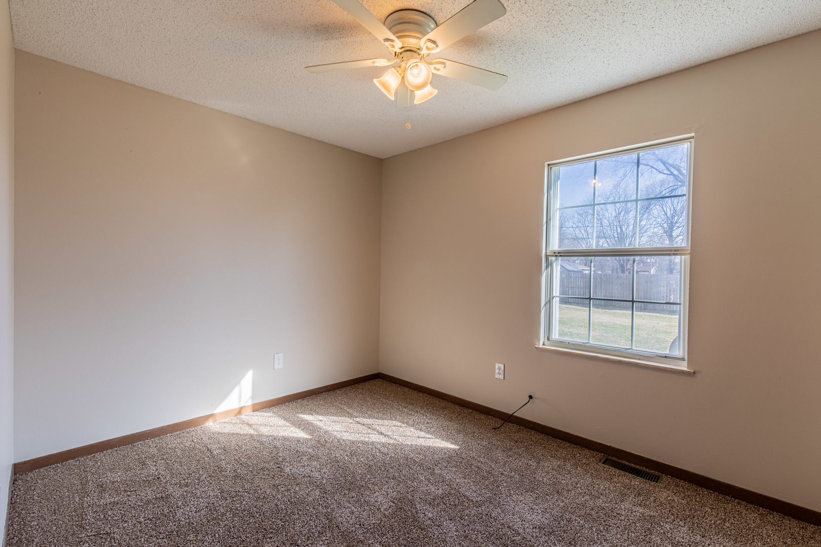 824 W Marquette Street, Princeton, IL 61356