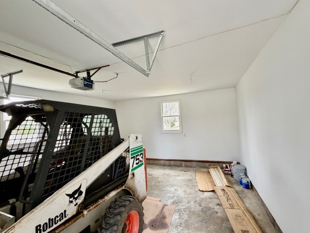 109 S Elm Street, Lexington, IL 61753