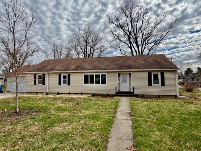 109 S Elm Street, Lexington, IL 61753