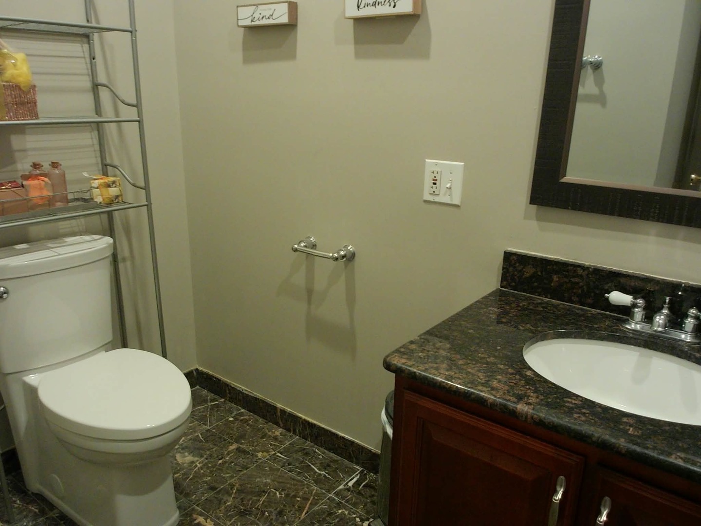 6324 S Kimbark Avenue #405, Chicago, IL 60637