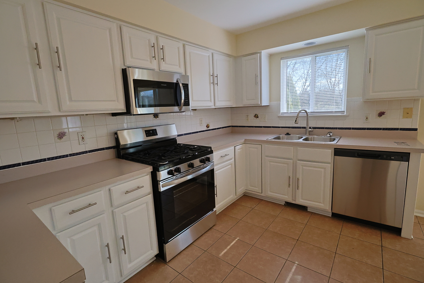 14252 S Hemingway Circle, Plainfield, IL 60544