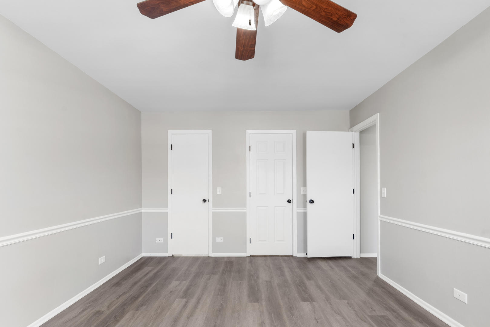 210 Dublin Lane #V2, Schaumburg, IL 60194