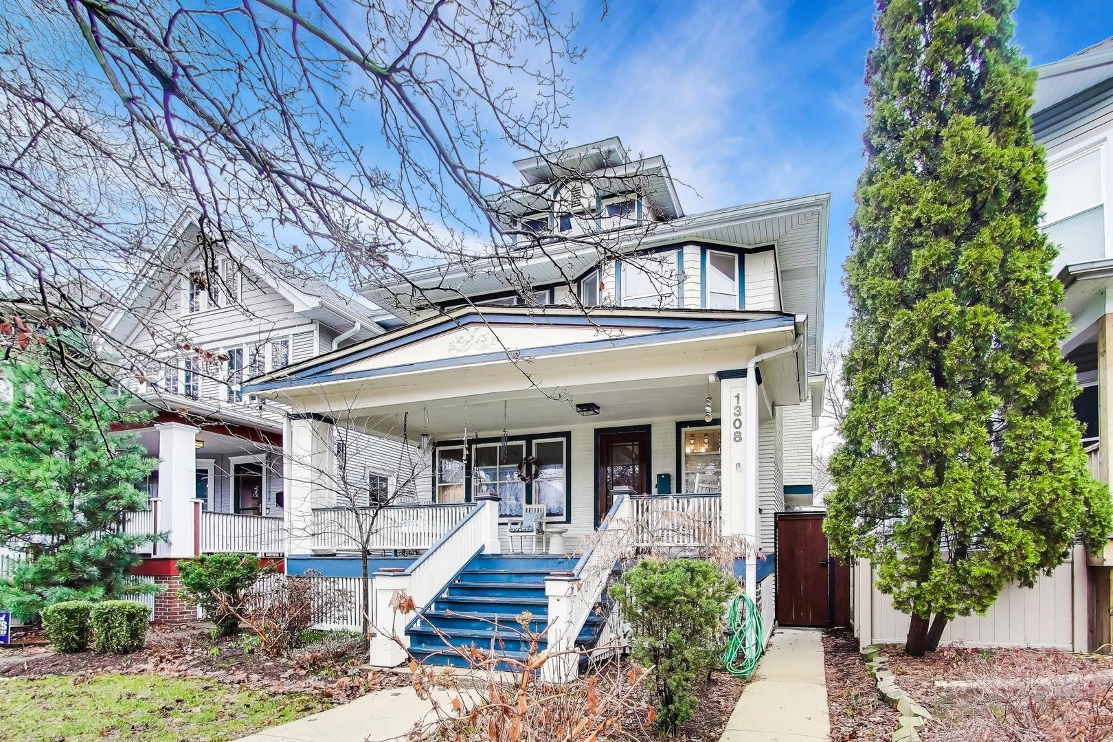 1308 W Glenlake Avenue, Chicago, IL 60660