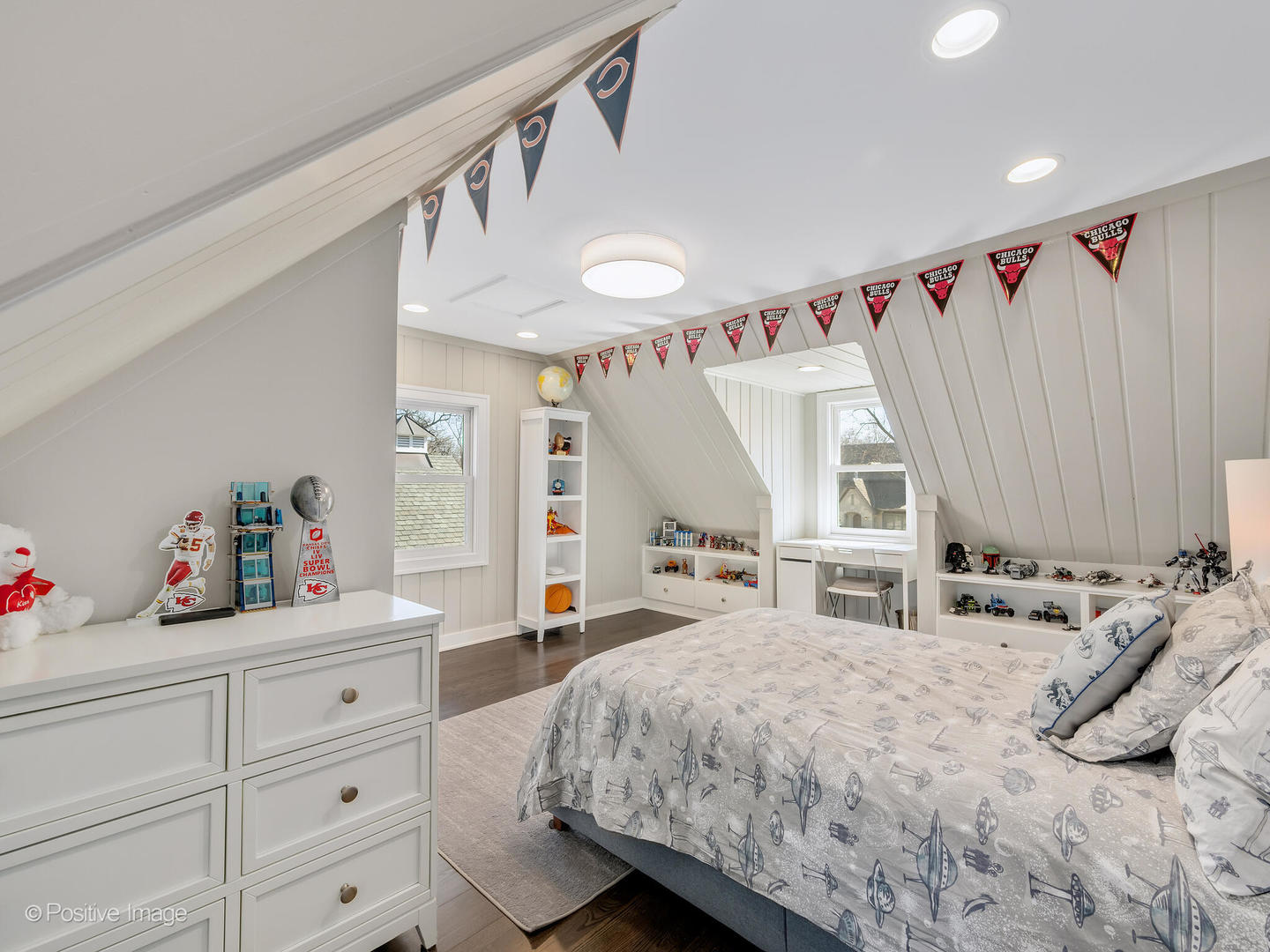 411 Birchwood Road, Hinsdale, IL 60521