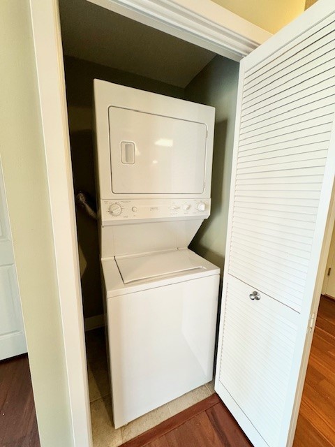 100 S Emerson Street #204, Mount Prospect, IL 60056