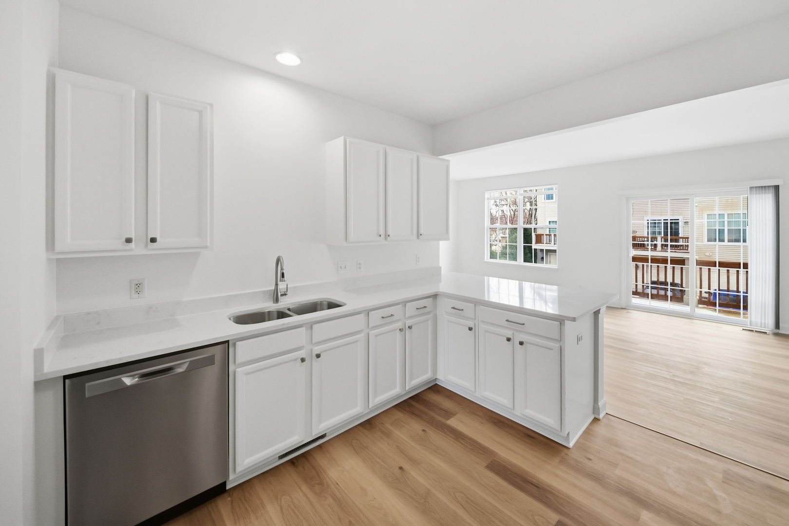 71 Melrose Court, South Elgin, IL 60177