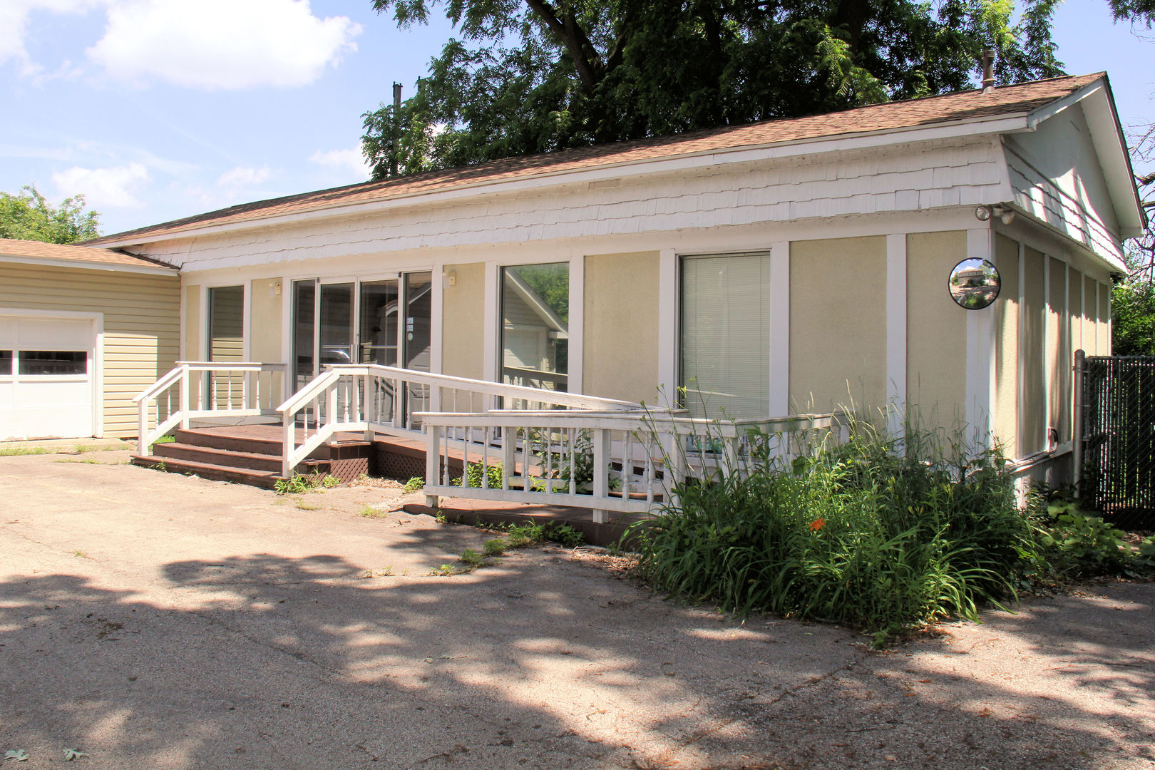 West Chicago, IL 60185