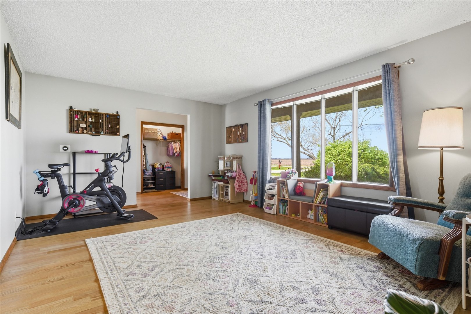 1102 Countryside Lane, Pontiac, IL 61764