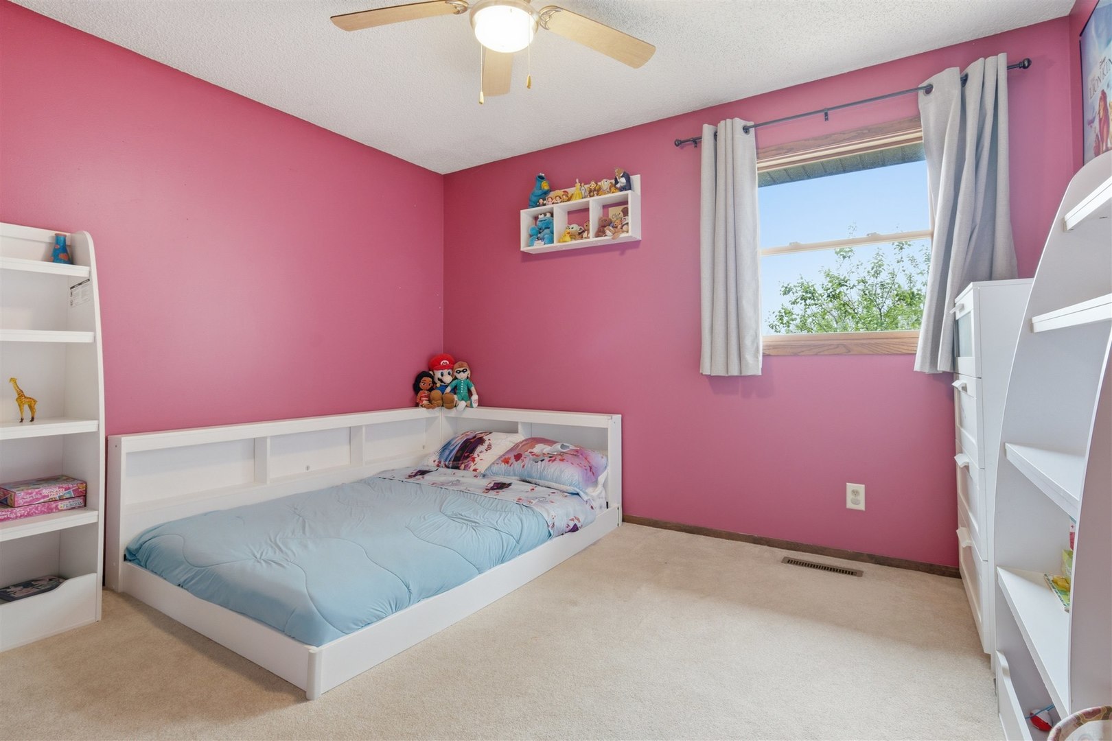 1102 Countryside Lane, Pontiac, IL 61764