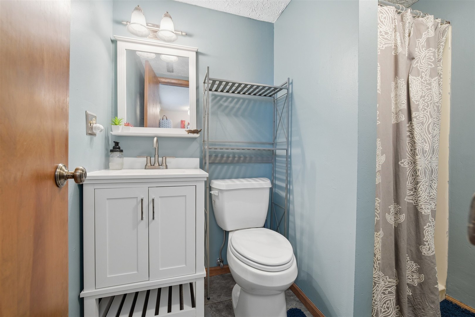 1102 Countryside Lane, Pontiac, IL 61764