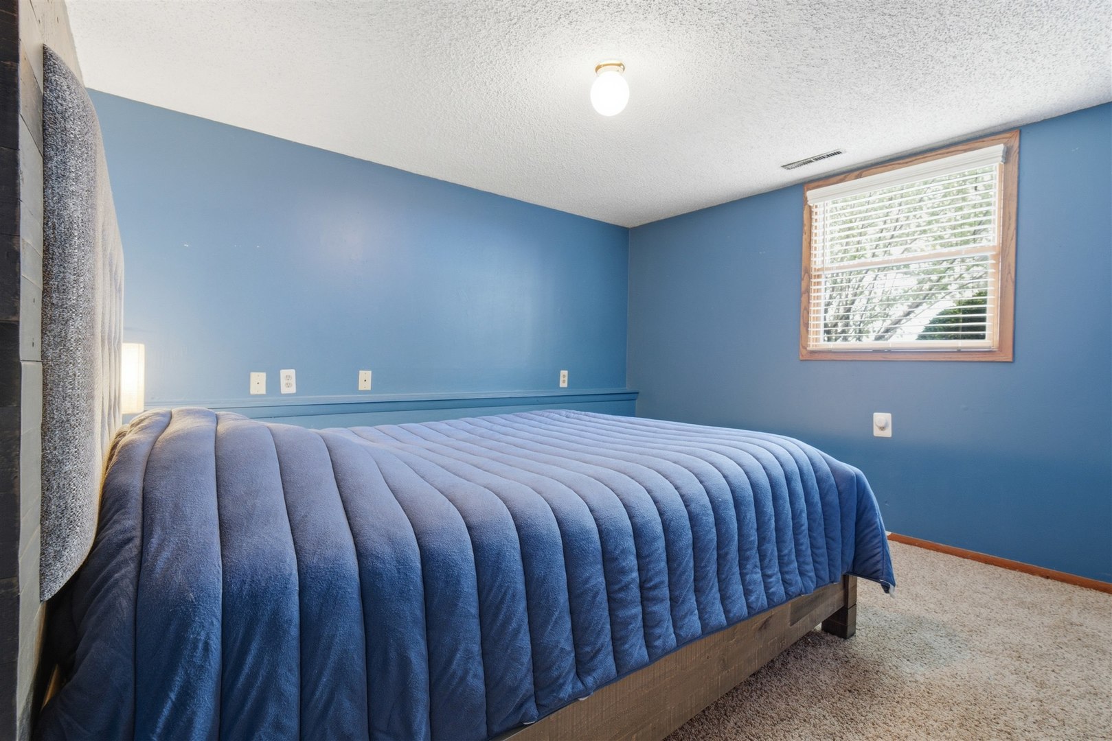 1102 Countryside Lane, Pontiac, IL 61764