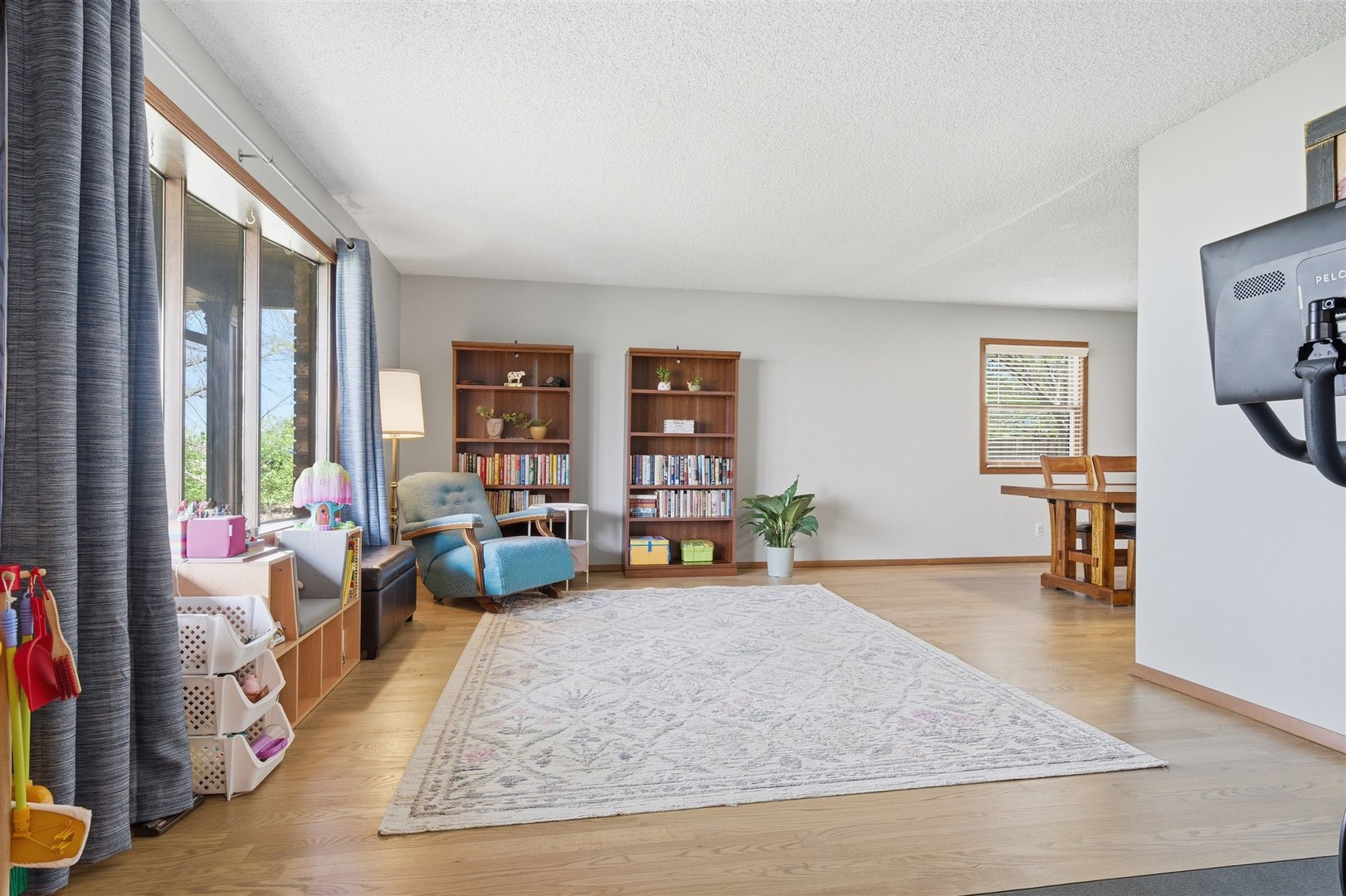 1102 Countryside Lane, Pontiac, IL 61764