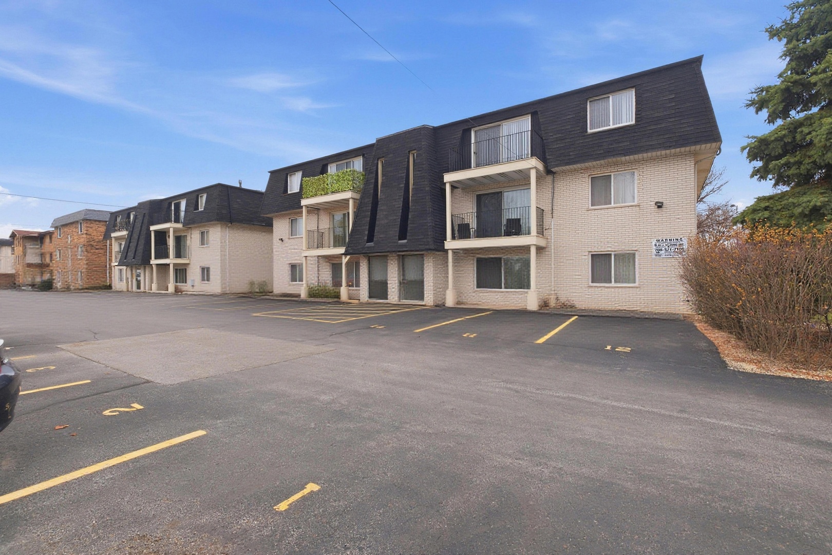 10940 Kilpatrick Avenue #3B, Oak Lawn, IL 60453