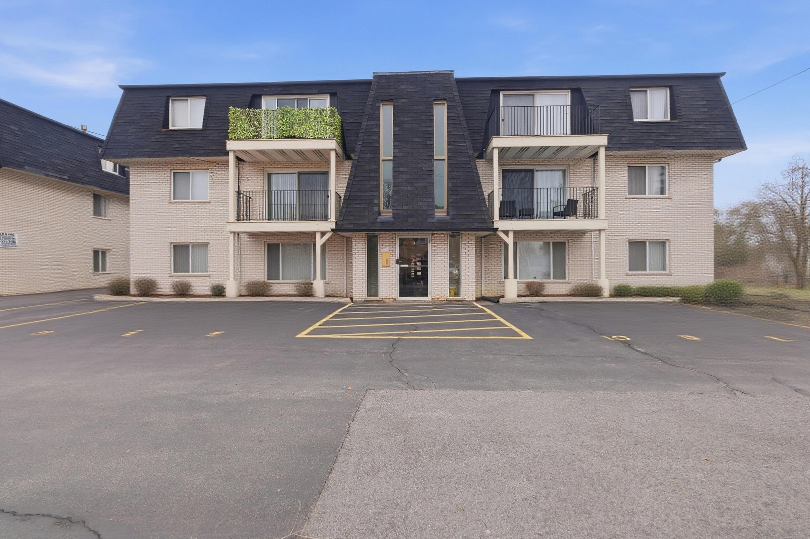 10940 Kilpatrick Avenue #3B, Oak Lawn, IL 60453