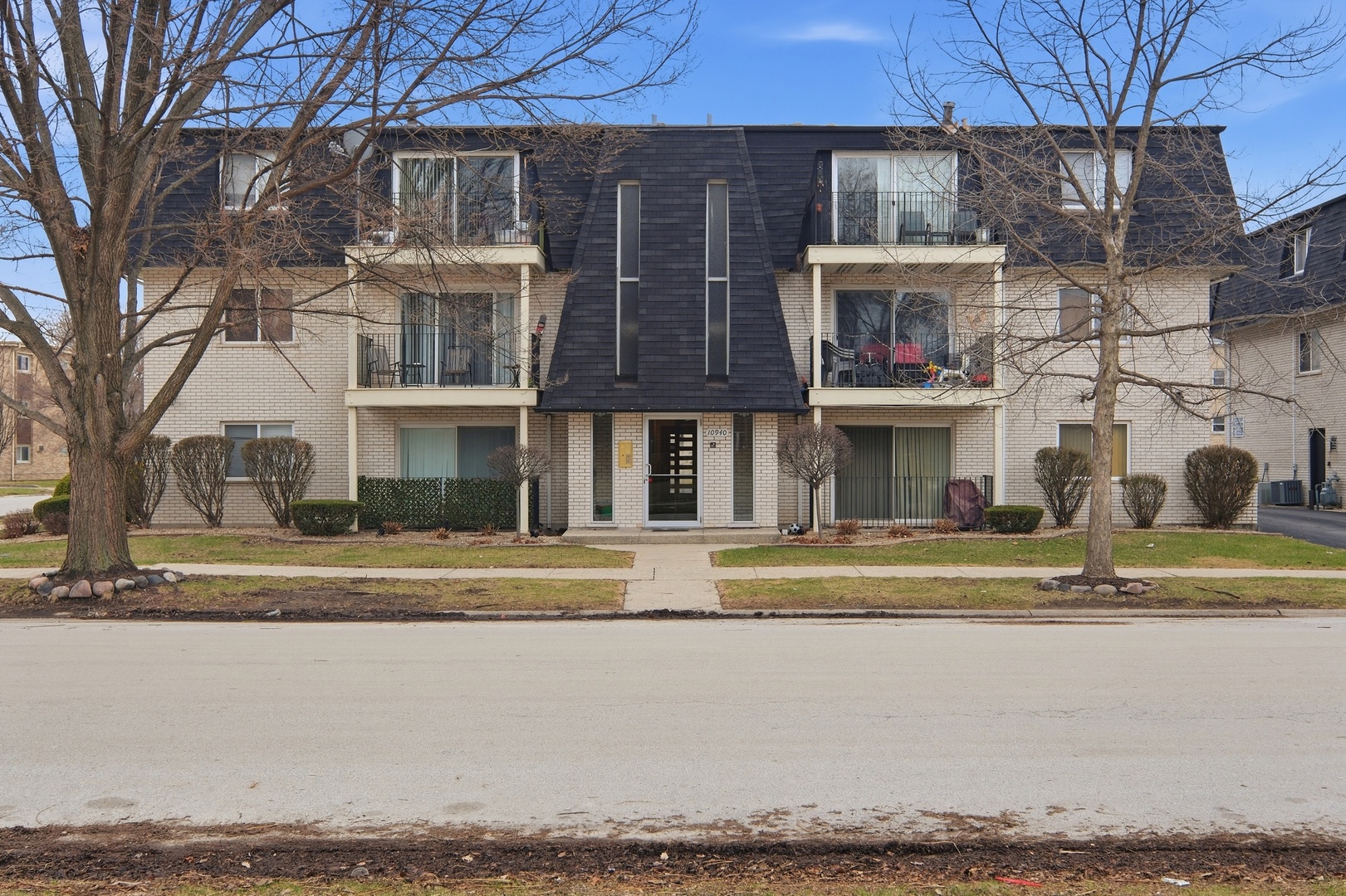 10940 Kilpatrick Avenue #3B, Oak Lawn, IL 60453