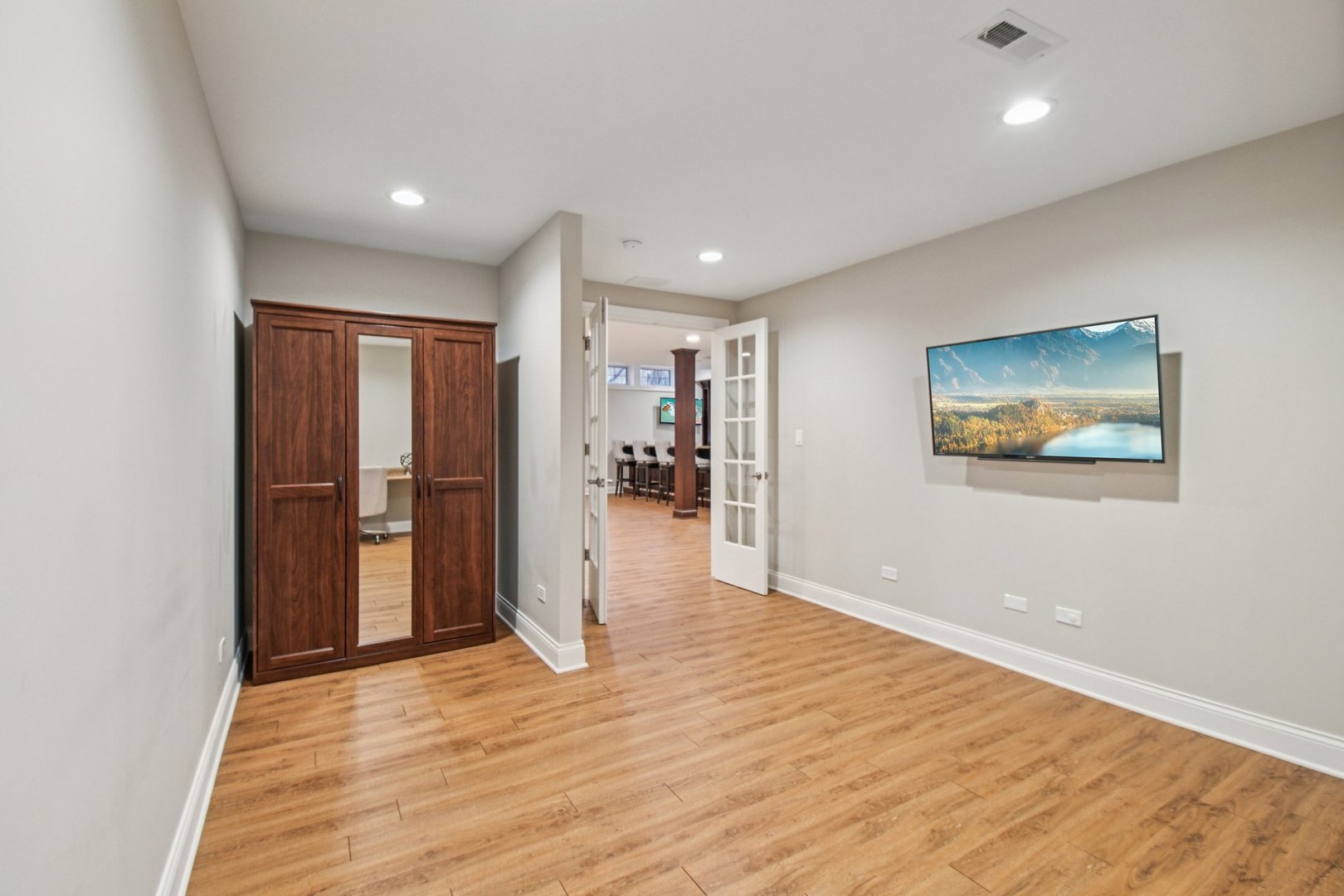 14 Briarwood Lane, Lincolnshire, IL 60069