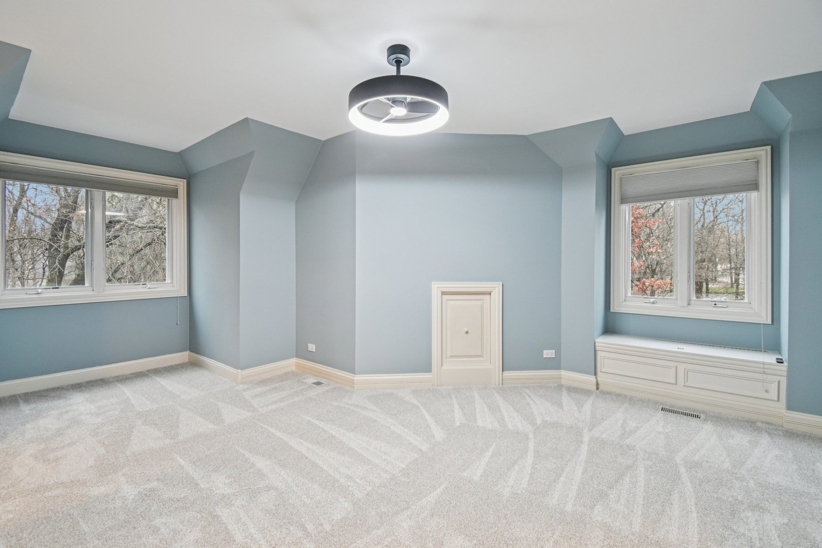 14 Briarwood Lane, Lincolnshire, IL 60069