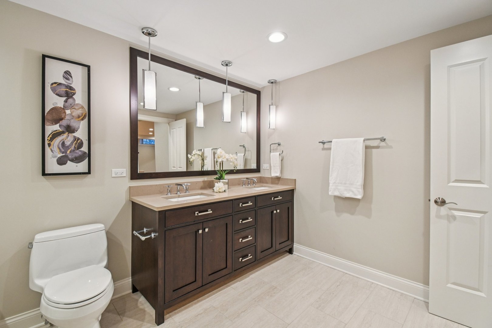 14 Briarwood Lane, Lincolnshire, IL 60069